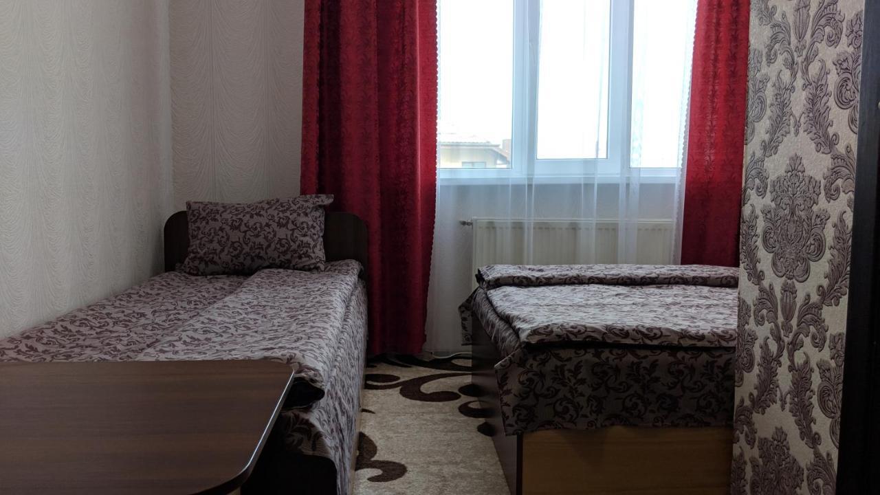 Hôtel Karavan à Bila Krynytsya  Extérieur photo