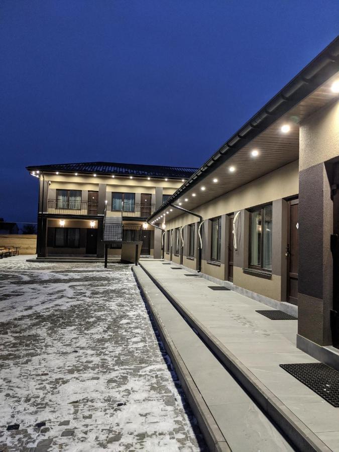 Hôtel Karavan à Bila Krynytsya  Extérieur photo