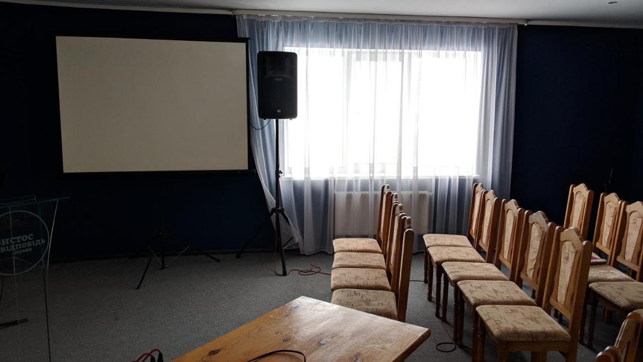 Hôtel Karavan à Bila Krynytsya  Extérieur photo